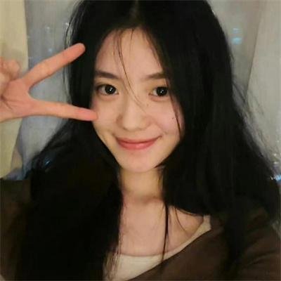 沉默不语的顾小姐
